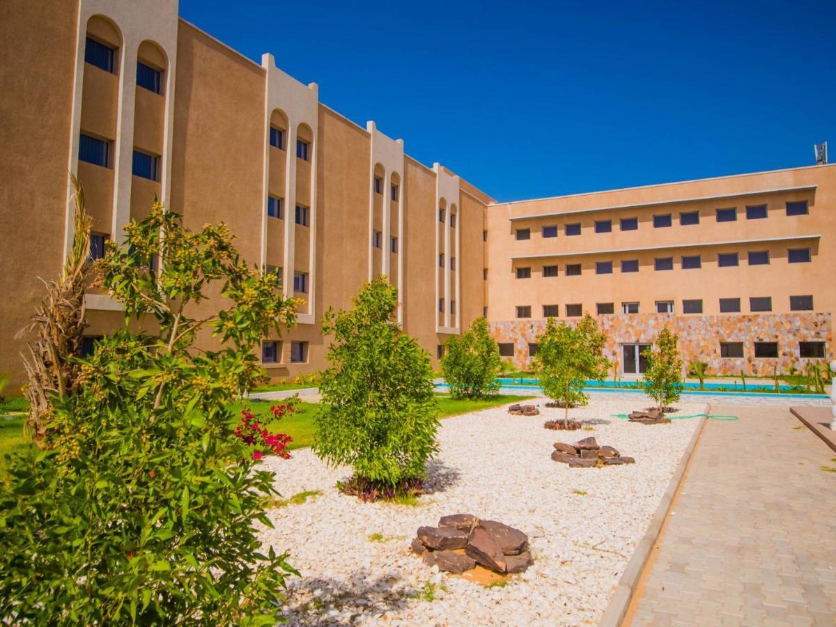 Hotel Monotel Dar El Barka Nouakchott Kültér fotó