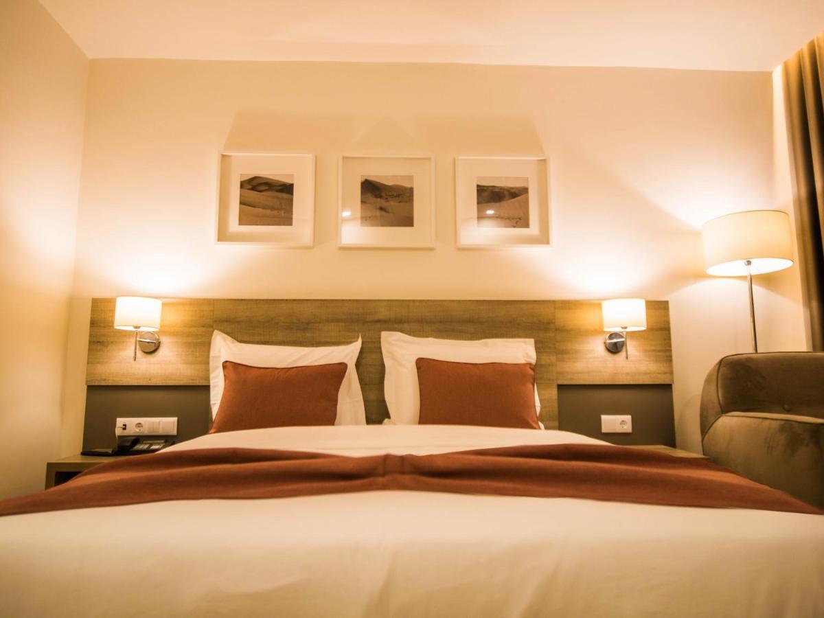 Hotel Monotel Dar El Barka Nouakchott Kültér fotó