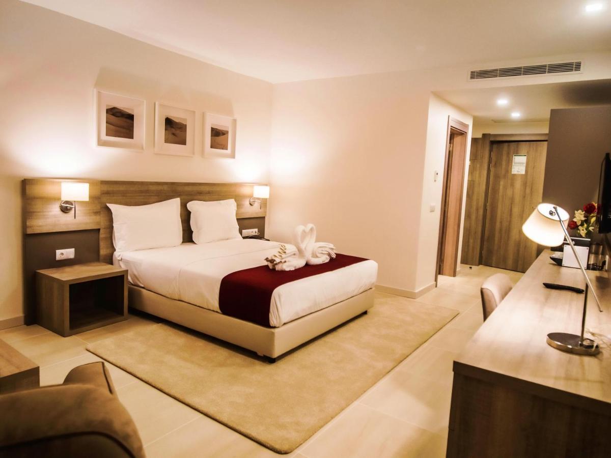 Hotel Monotel Dar El Barka Nouakchott Kültér fotó