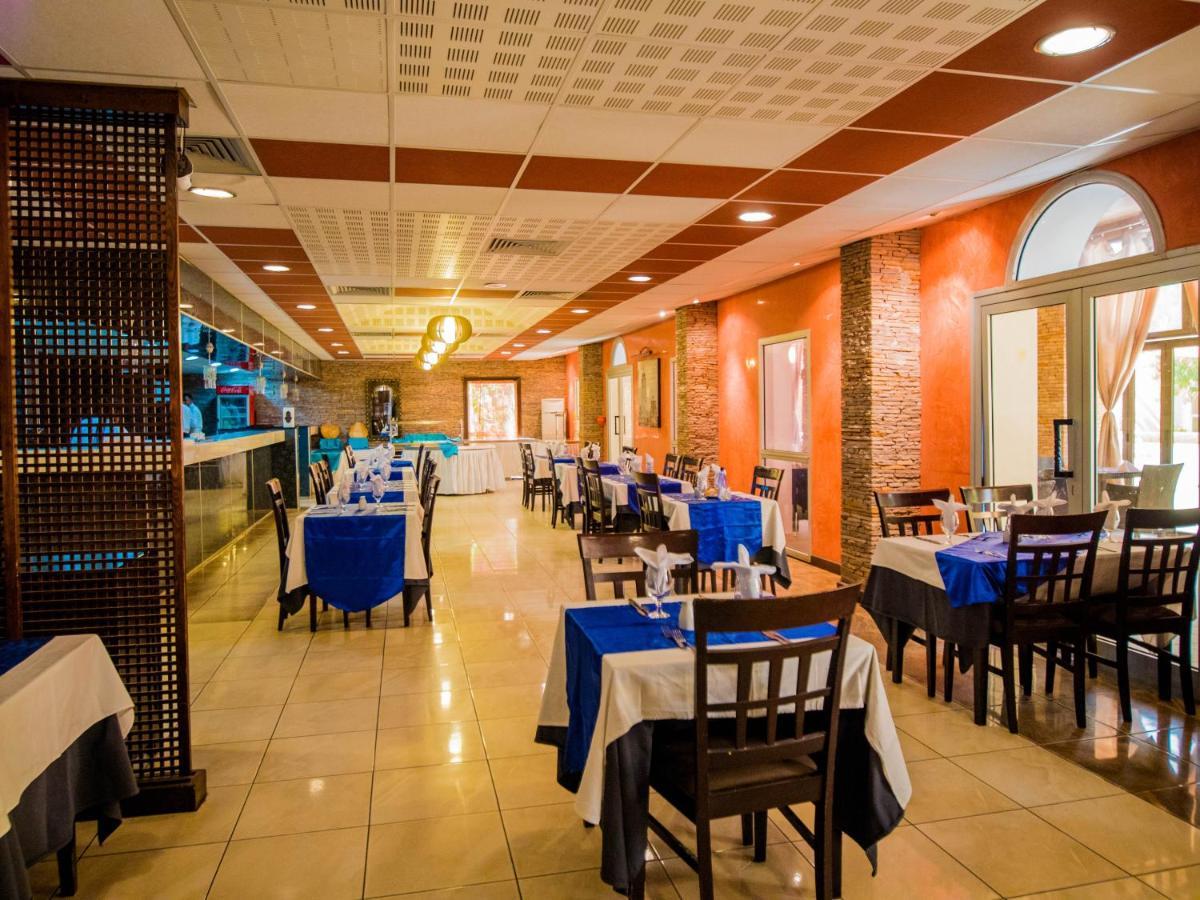 Hotel Monotel Dar El Barka Nouakchott Kültér fotó