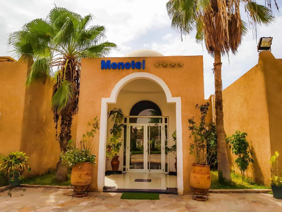Hotel Monotel Dar El Barka Nouakchott Kültér fotó